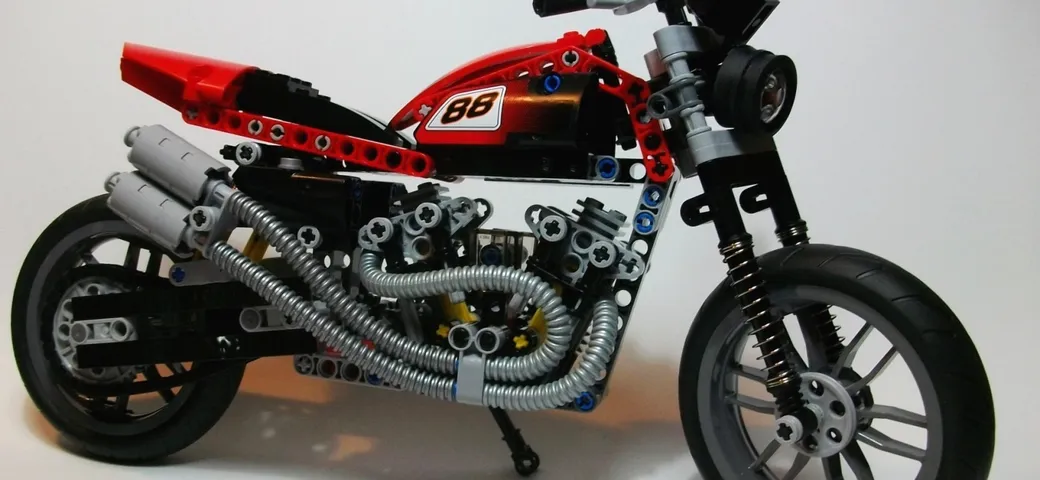 Harley-Davidson XR 1200: LEGO-tracker!