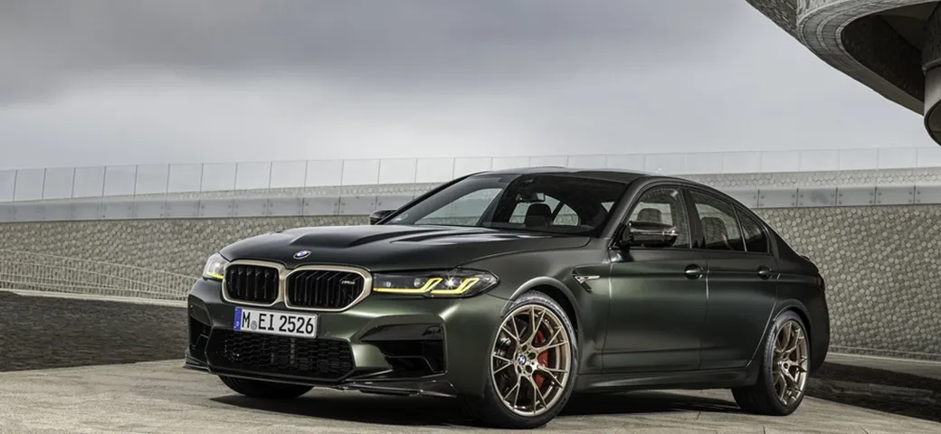 BMW M5 CS: svelata la 