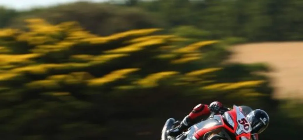 WSBK Phillip Island, vola l'Aprilia di Guintoli (316,7 Kmh). 