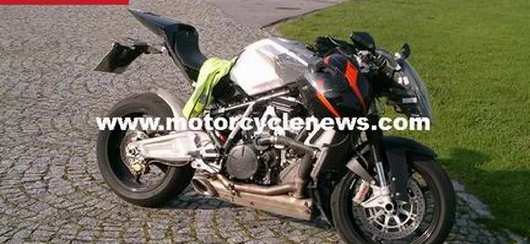 La KTM RC8 è praticamente pronta al debutto