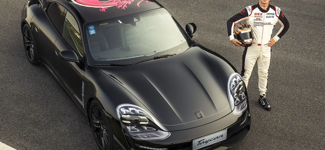 Porsche Taycan, il debutto a Shanghai della GT elettrica