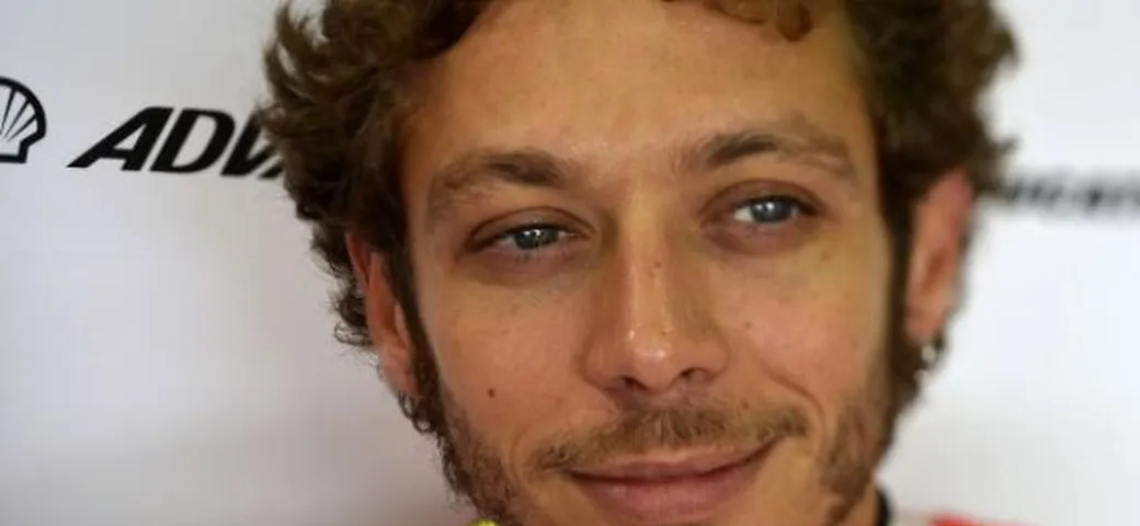 Rossi suona la carica: 