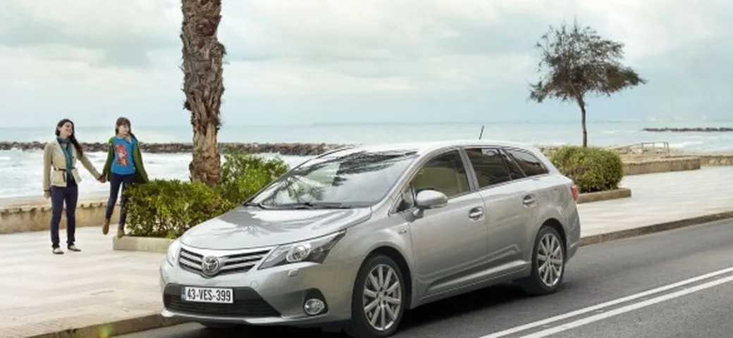 Sconto Toyota: la Avensis a 27.000 euro