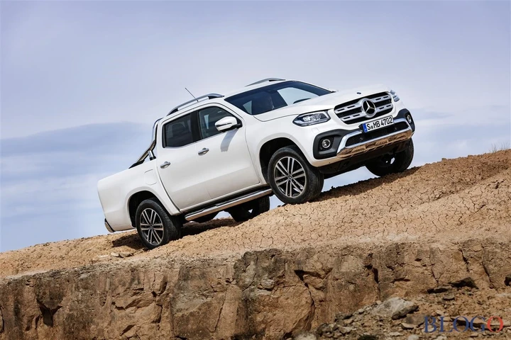 Mercedes Classe X: uno spot 'all'inseguimento' [Video]