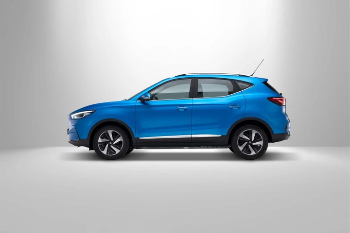 MG ZS: in arrivo la nuova versione a benzina?