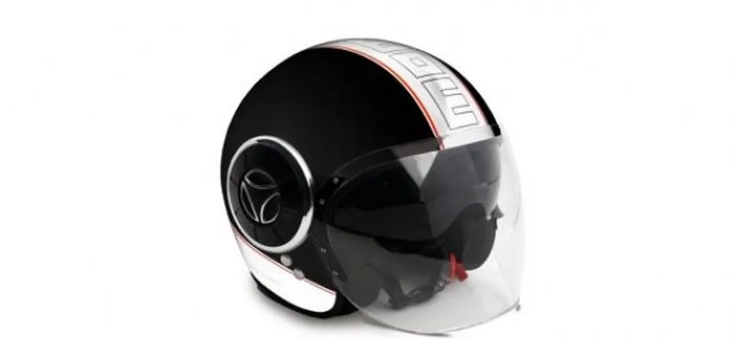 MomoDesign presenta Mangusta: il suo primo casco extra-urbano