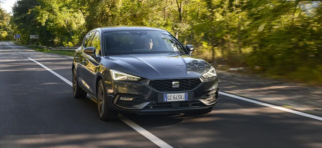 Seat Leon 1.5 e-Hybrid: la prova su strada
