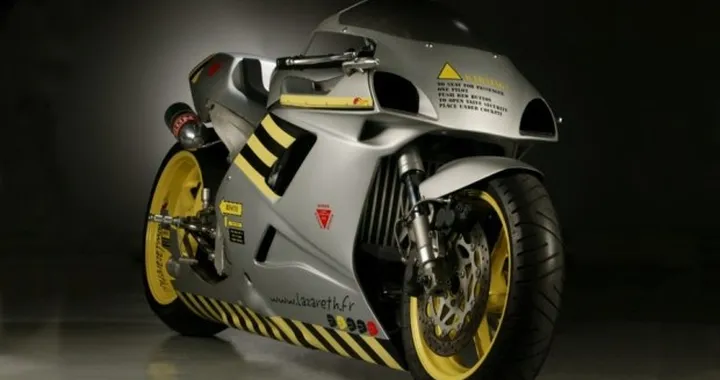 La FZR Turbo by Ludovic Lazareth in mostra a Lione