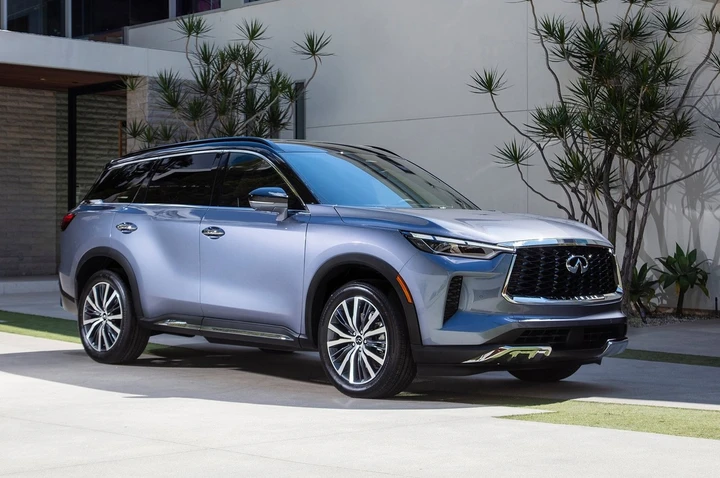 Nuova Infiniti QX60: le immagini ufficiali