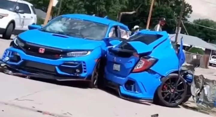 La Honda Civic Type R si spezza in due nell'incidente [Video]