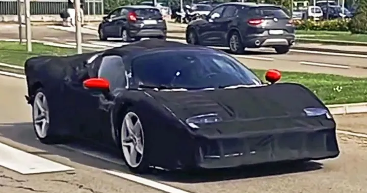 Ferrari SF90, la hypercar ha già un'erede: quando arriverà