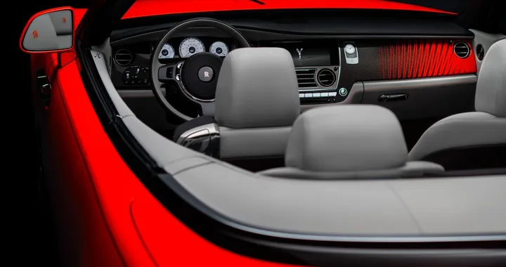 Rolls-Royce Dawn, Wraith e Cullinan effetto neon