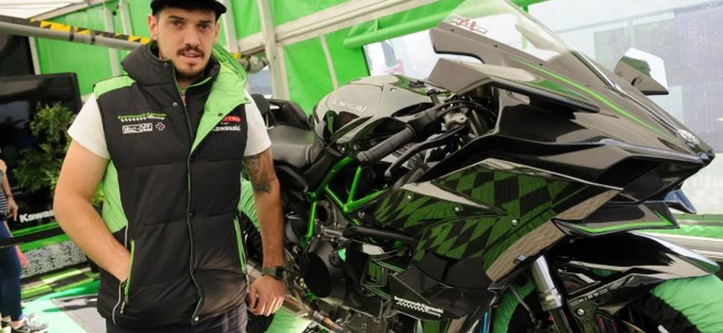 Kawasaki H2R al TT 2015 con James Hillier