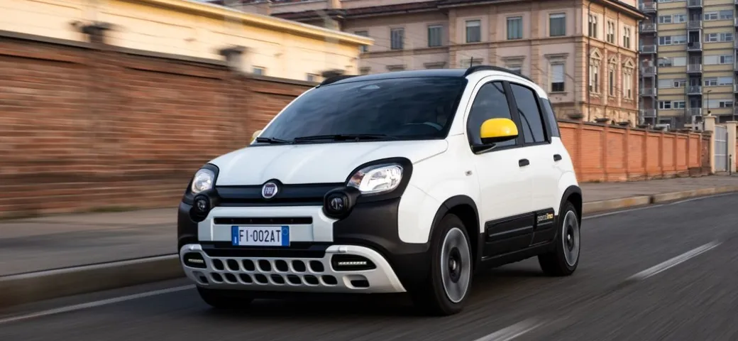 In cosa sono diverse Fiat Panda e Pandina? Vediamo le differenze