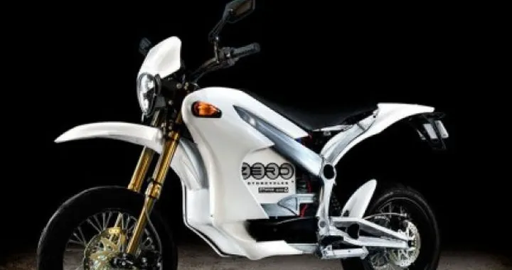 Zero Motorcycles lancia la Zero S stradale