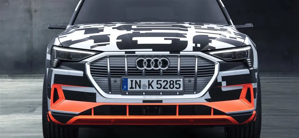 Audi e-tron: al via i preordini del SUV elettrico