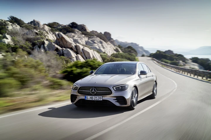 Nuova Mercedes-Benz Classe E: la versione restyling sul mercato italiano