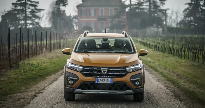 Dacia Sandero Stepway 2021: novità, allestimenti e prezzi