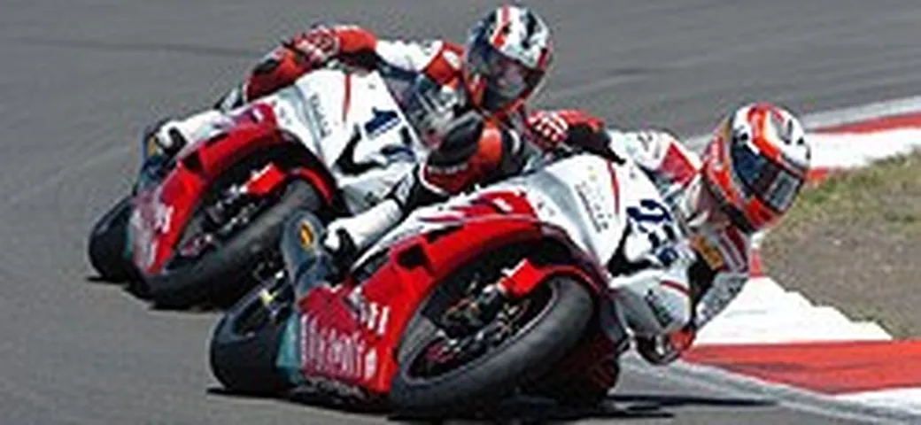 Yamaha Germany conferma Curtain e Parkes