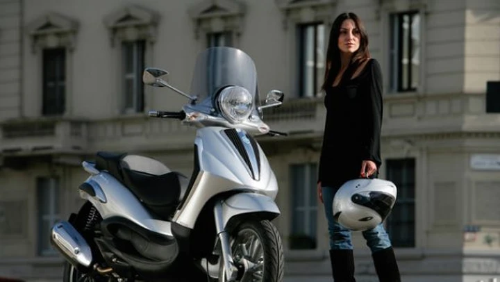 Mercato, classifiche Top 100 di Marzo. Cambia la leadership tra gli scooter, vola la BMW R 1200 GS