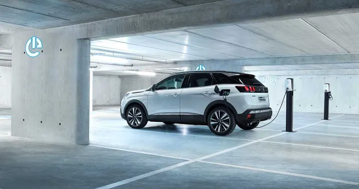 Peugeot 3008 Plug-In Hybrid: il SUV Ibrido con 87 km di autonomia elettrica, ordini aperti