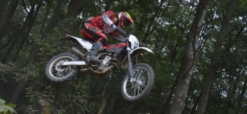 Husqvarna gamma enduro/cross 2013: il test di Motoblog
