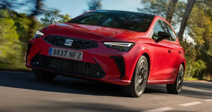 Seat Ibiza si aggiorna profondamente: a partire da 16.000 euro