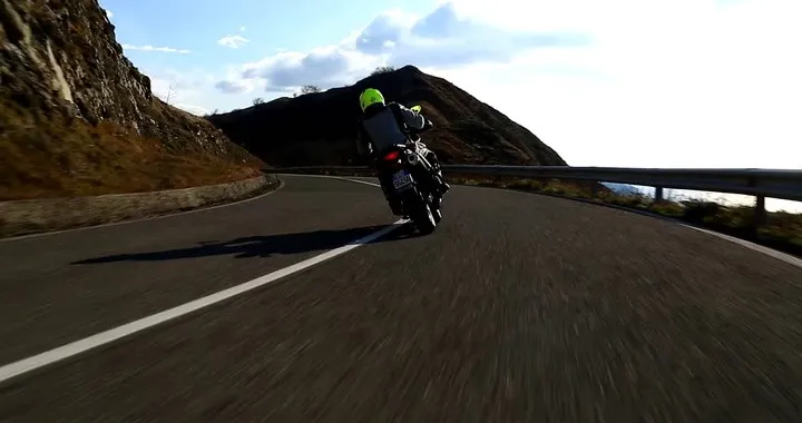 suzuki-v strom 650xt dinamiche