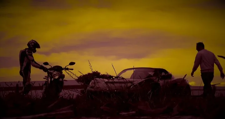 Lotus Exige Vs MV Brutale 800 full test