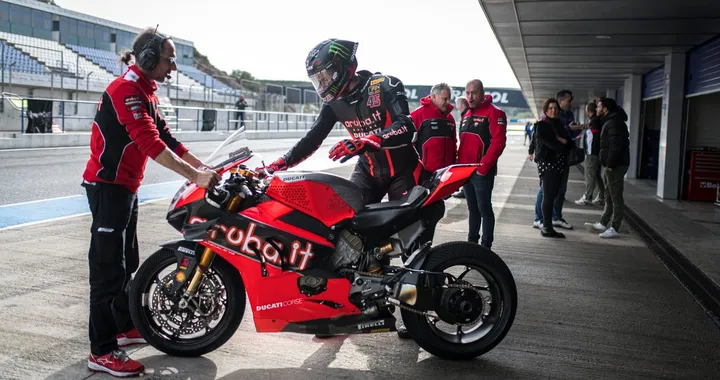 Mondiale Superbike, Ducati batte Honda sul numero di giri motore