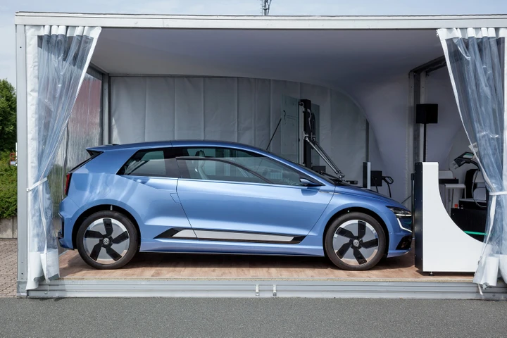 Volkswagen Gen.E Concept: foto dell'elettrica