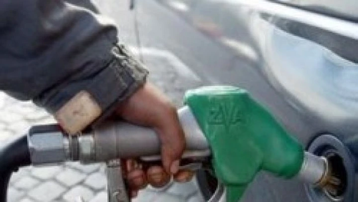 Ricomincia a salire il prezzo della benzina
