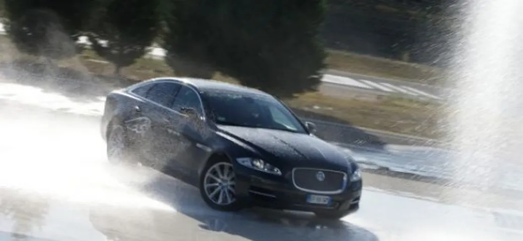 Jaguar: nel 2015 le piccole a trazione anteriore