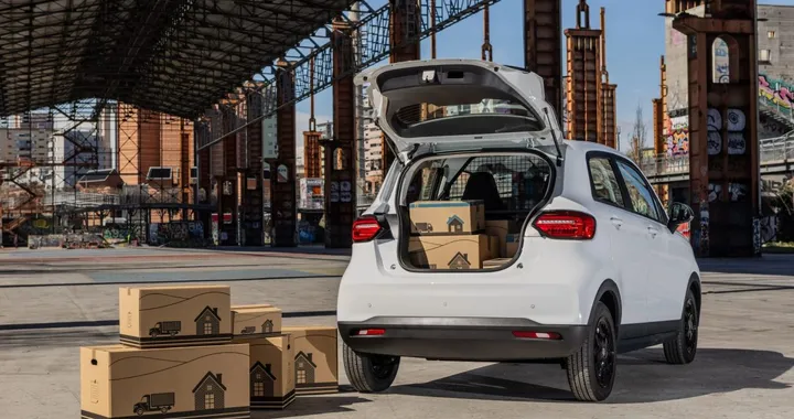 Arriva Leapmotor T03 Van: elettrica da lavoro con 657 litri di carico