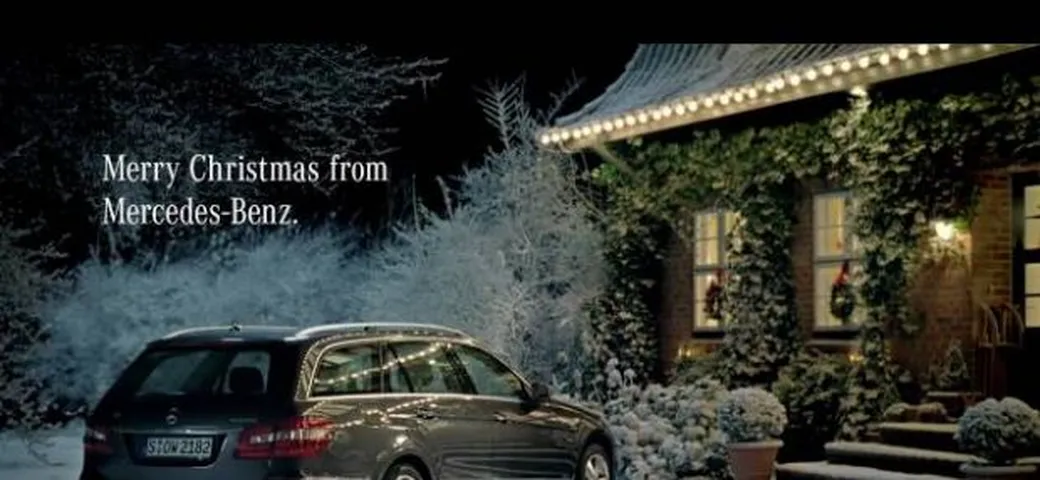 Mercedes: il video-augurio di Natale