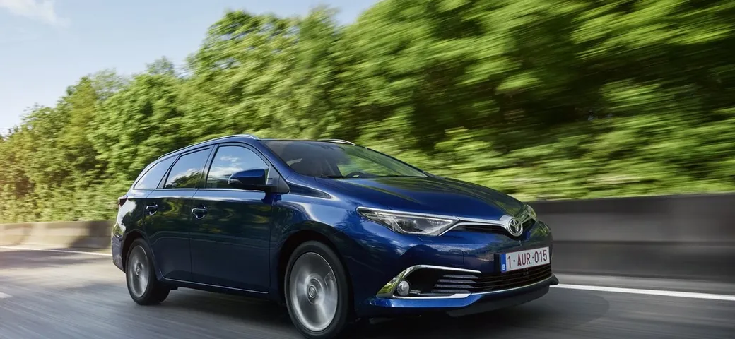 Sconti Toyota: la Auris Hybrid a 18.900 euro