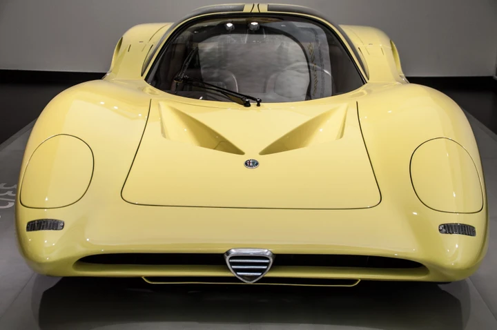 Nuova Alfa Romeo 8C: rendering per sognare