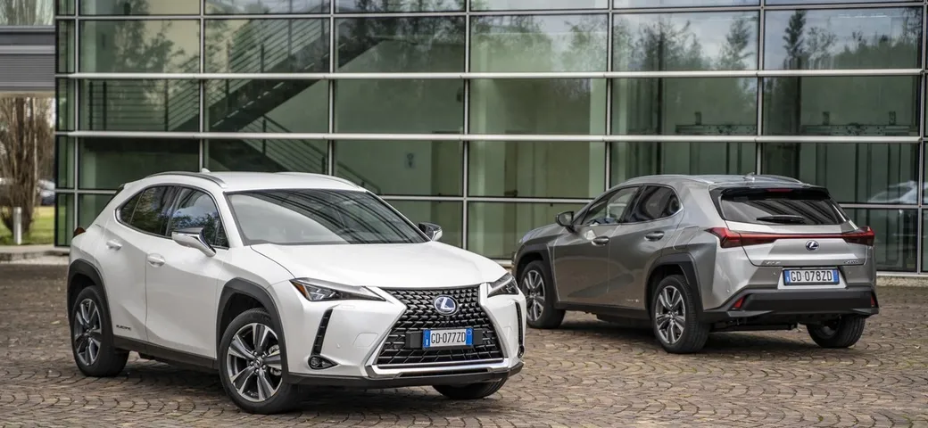Lexus UX 300e: prima prova del nuovo SUV elettrico