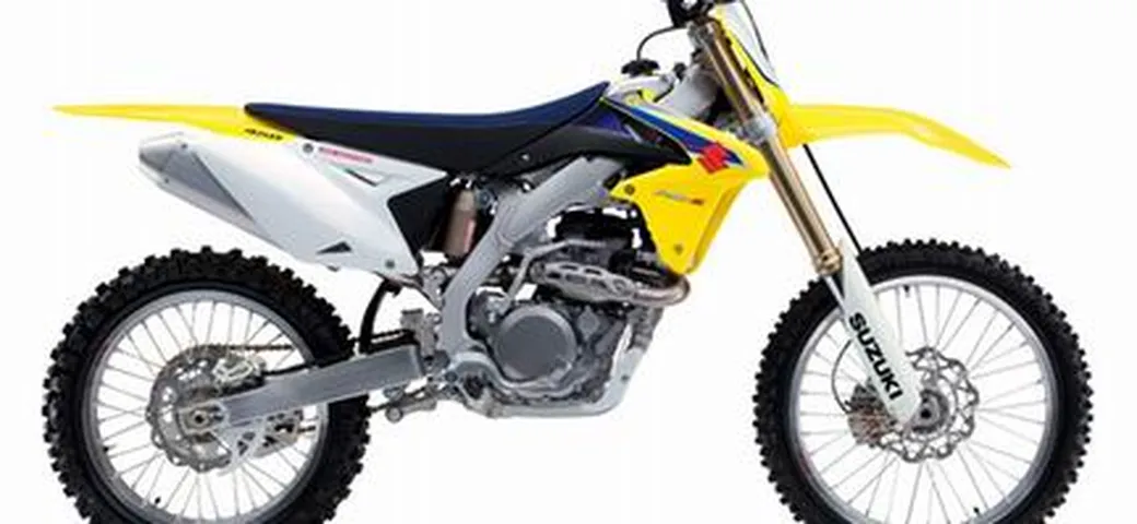 Signori del tassello: le Suzuki RM-Z 450 e 250 2009