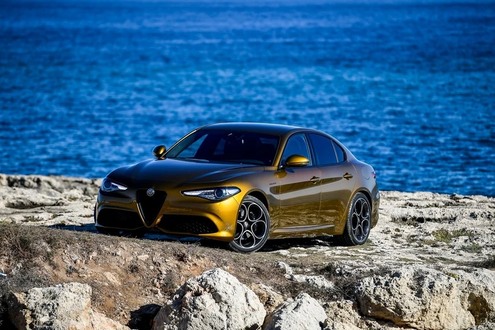 Alfa Romeo Giulia: doppia vittoria agli Sport Auto Award 2019