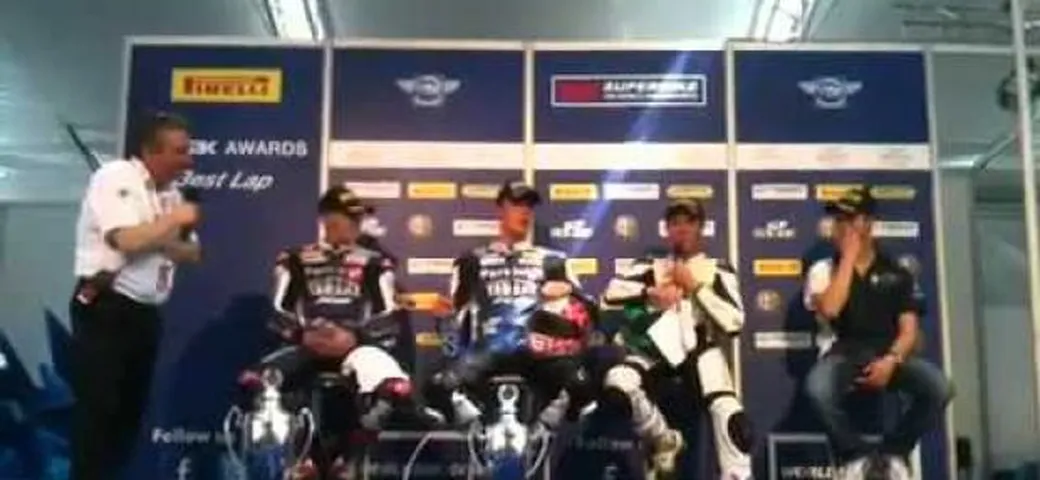 WSBK Supersport: il Paddock Show e le interviste della gara Supersport