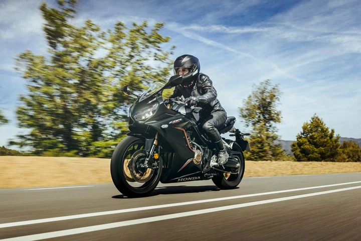 Michelin Power 6, Power GP2 e Anakee Road nuovi pneumatici moto
