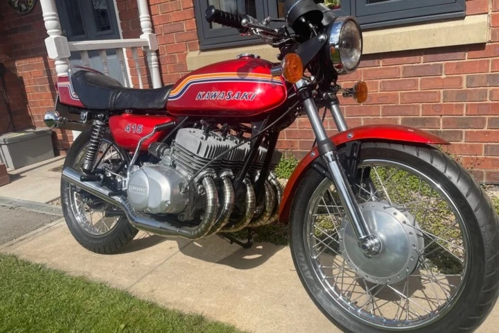 Kawasaki S2 415: la speciale cinque cilindri di Millyard cerca un nuovo proprietario