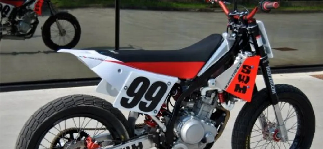 Torna la SWM, per ora con una Short Track 200