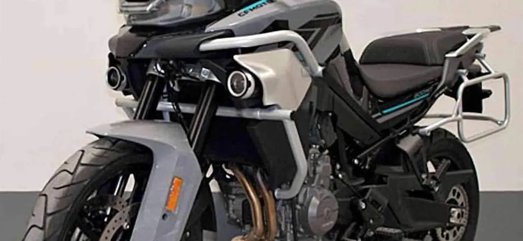 CFMoto 800MT: le foto della versione definitiva