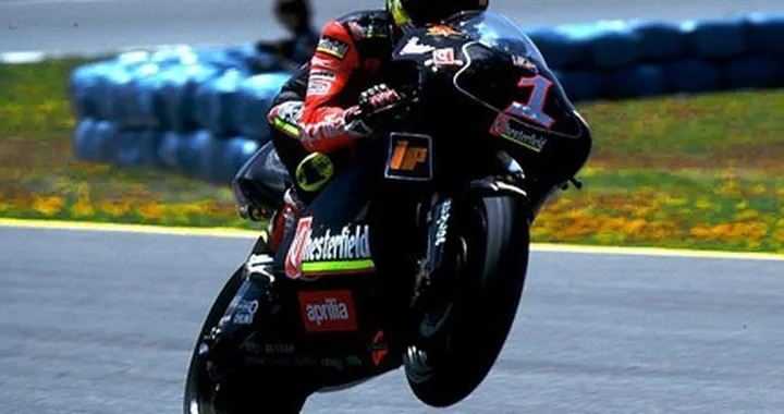 Max Biaggi e Aprilia nuovamente insieme