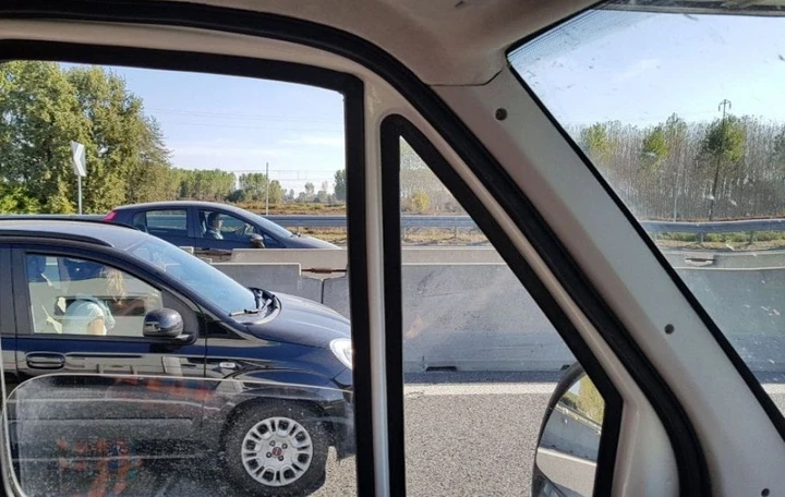 Torino-Pinerolo in contromano: le foto