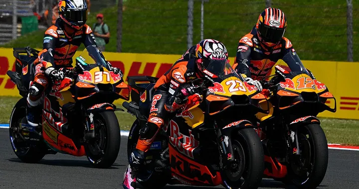 MotoGP, KTM lancia l'allarme: "C'è qualcosa che non va nei motori"