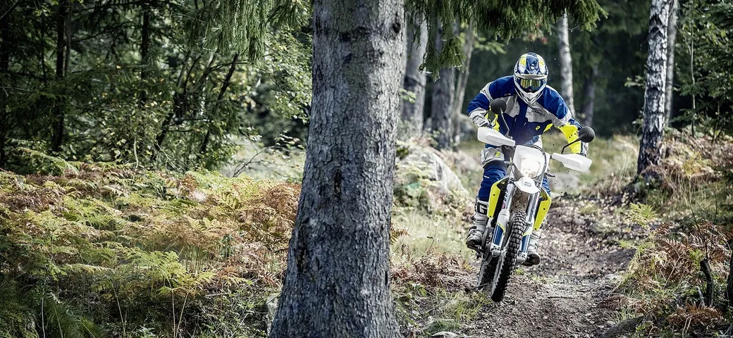 Schio: caccia aperta ai motociclisti