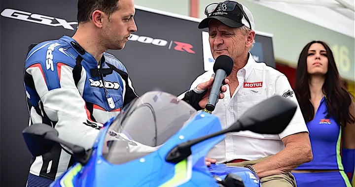 Intervista a Kevin Schwantz: in pista con il mito